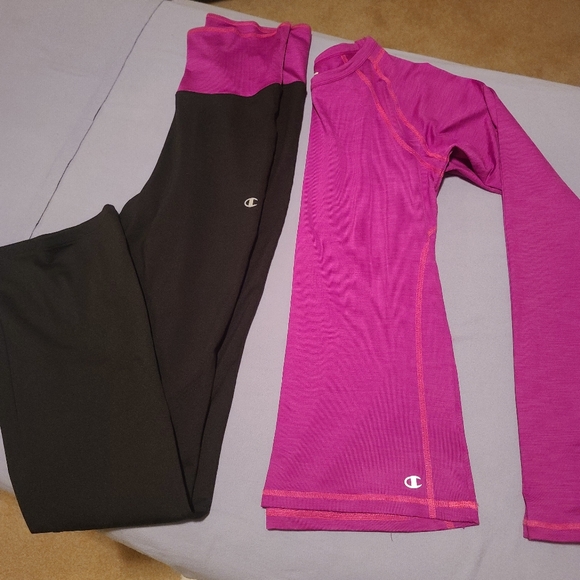 Champion work out pant and top. - Picture 2 of 3